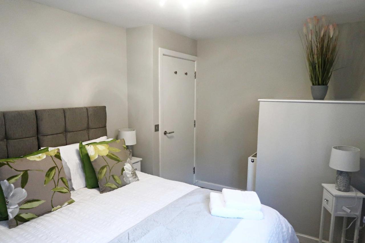 Вилла 3 The Mews Montpellier Челтенхам Экстерьер фото